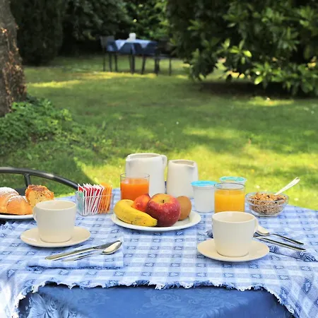 לינה וארוחת בוקר Relais Bb Pacengo 4*