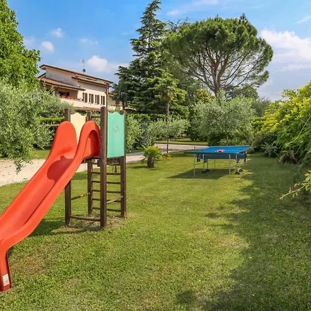 Relais Bb Pacengo לינה וארוחת בוקר 4*